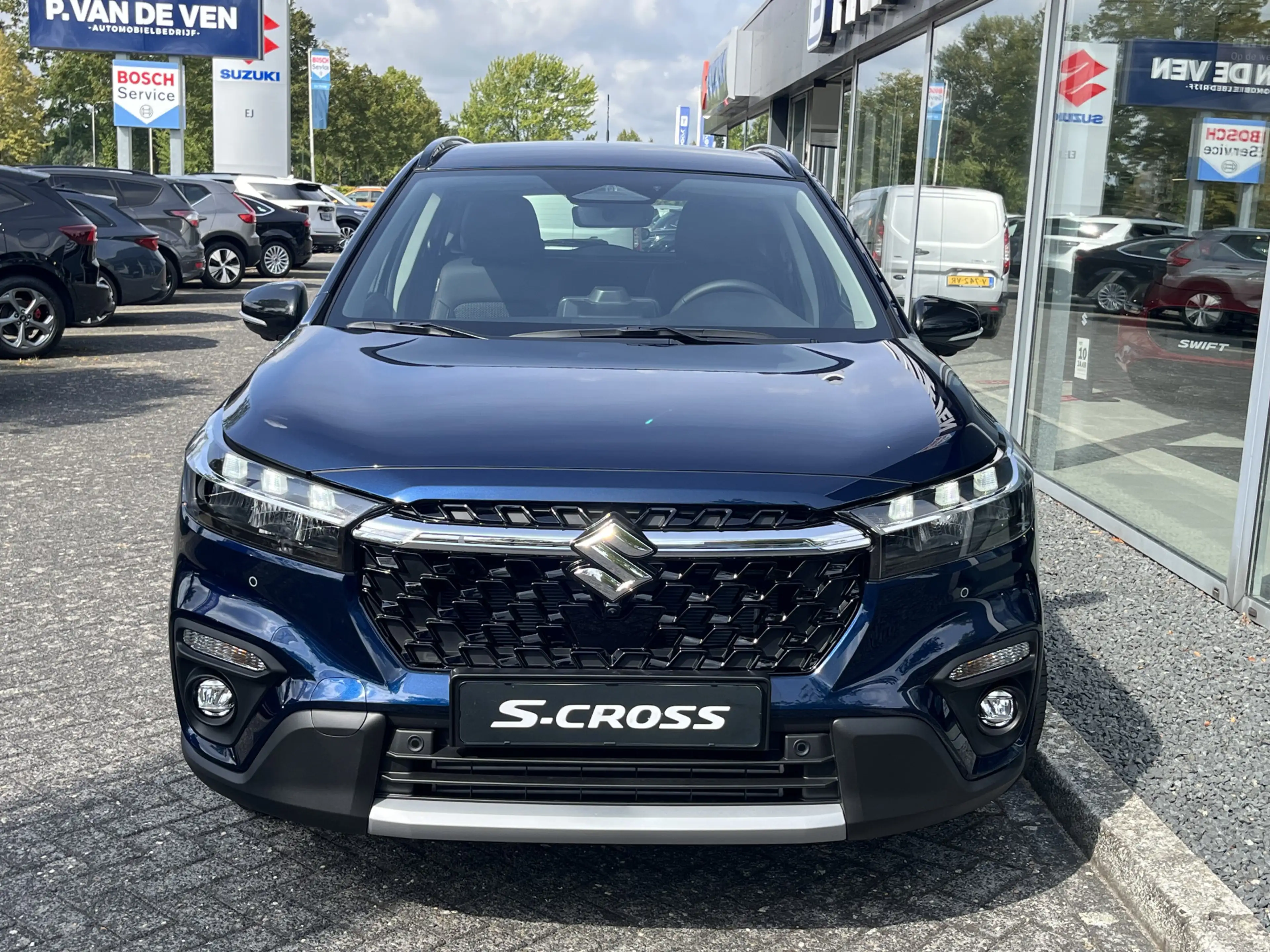 Suzuki S-Cross 1.4 Boosterjet Special Edition Smart Hybrid Automa — photo 8