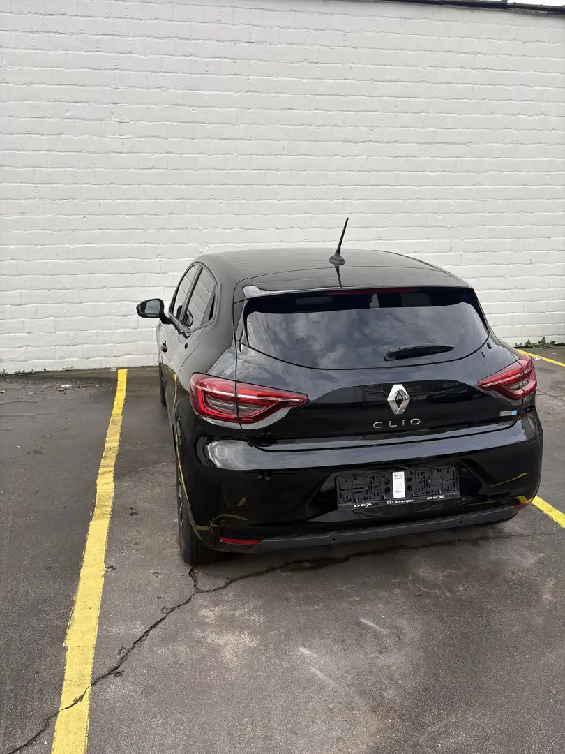 Renault Clio E-TECH Hybrid - 2