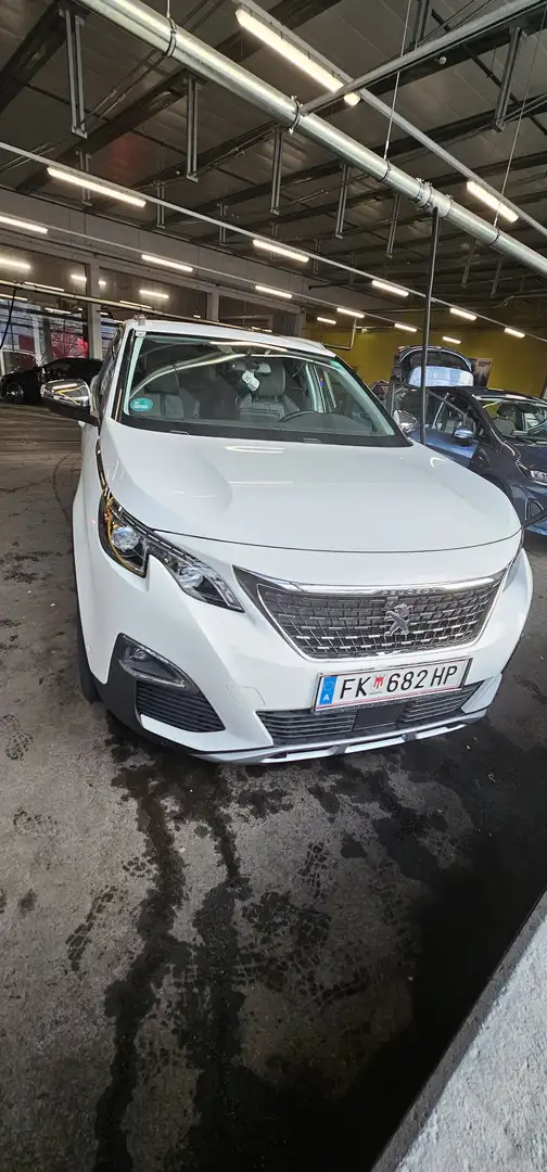 Peugeot 3008 3008 2,0 BlueHDi 150 Weiß - 1
