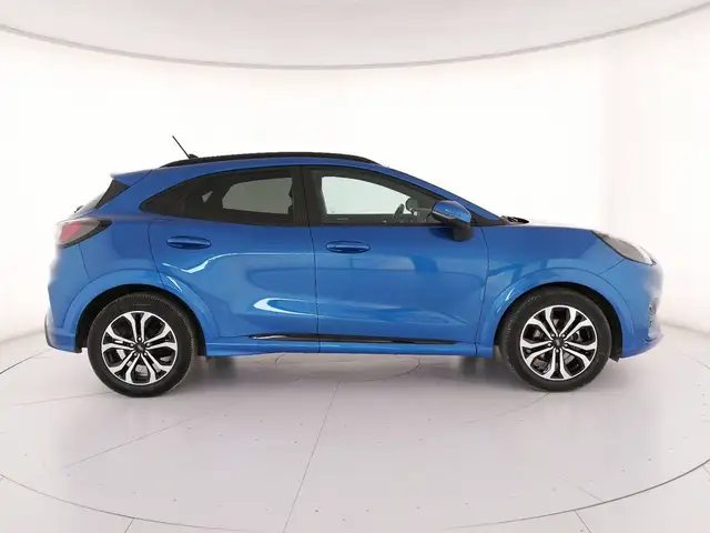 Ford Puma view 3