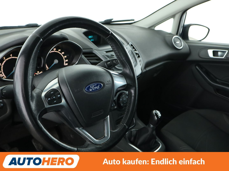 Ford Fiesta 1.25 Trend — photo 11