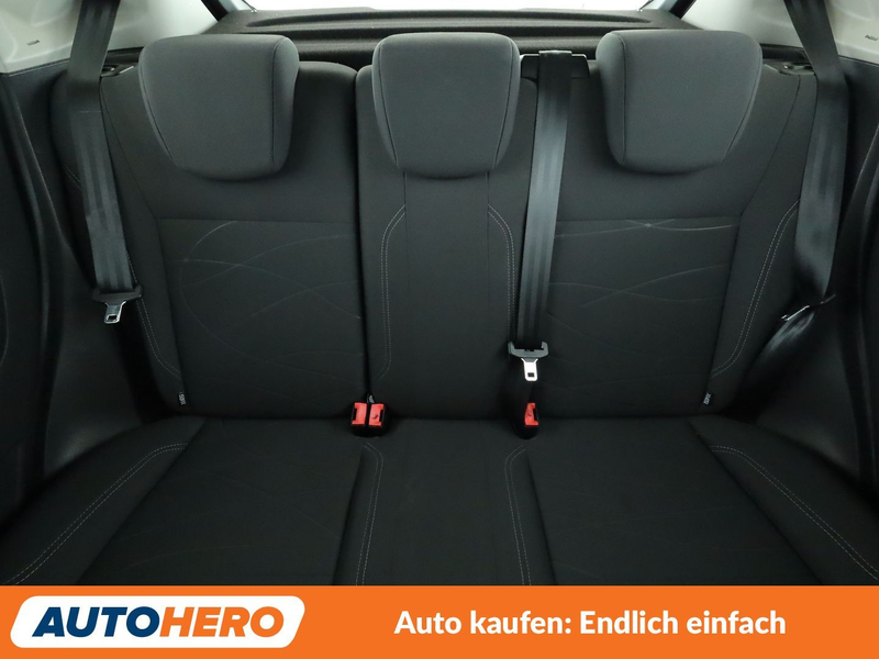 Ford Fiesta 1.25 Trend — photo 15