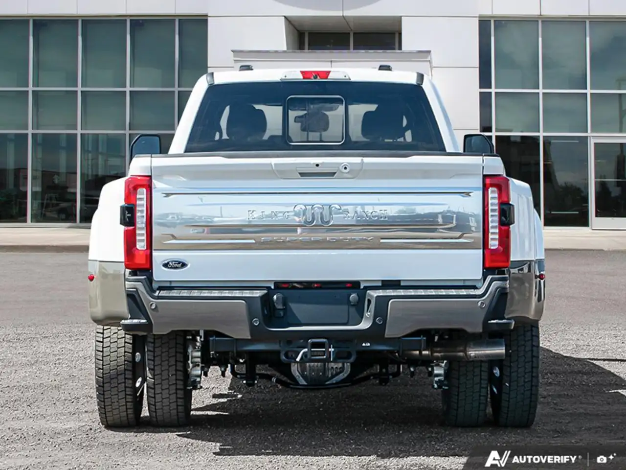 Ford F-450 Super Duty снимка Ford F-450 Super Duty