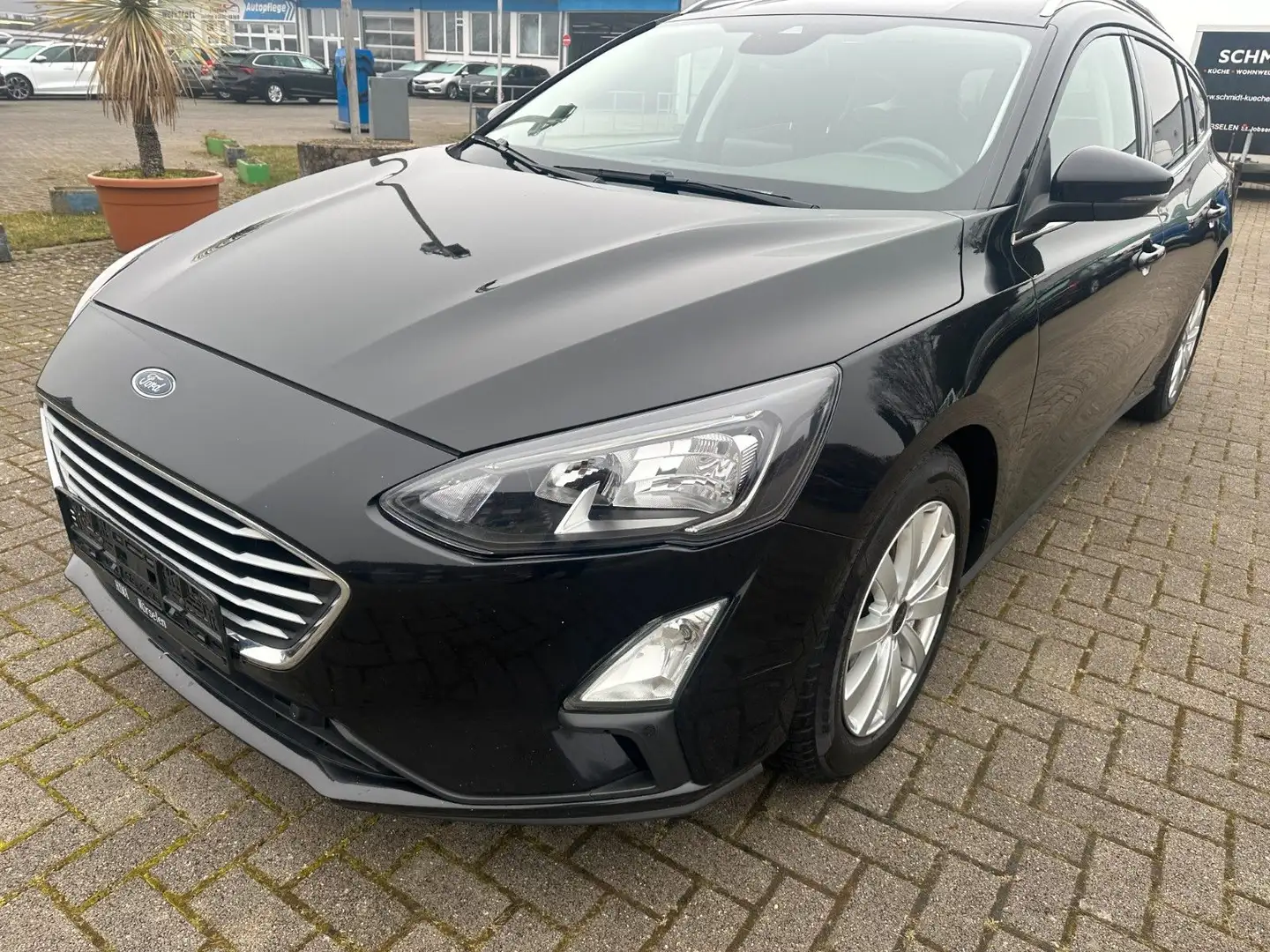 Ford Focus Turnier Cool & Connect *Automat*ZR +WP  ne Noir - 1