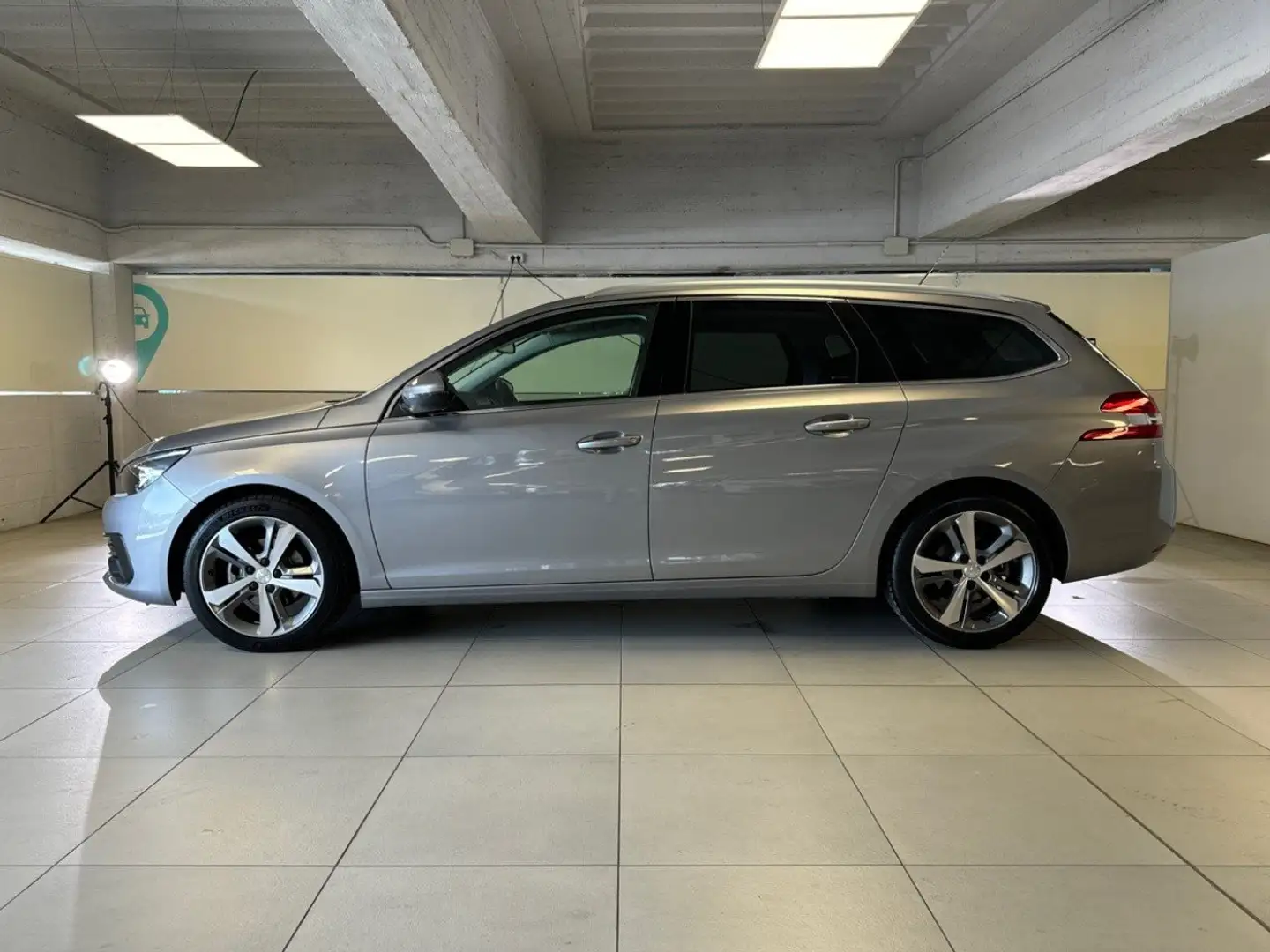 Peugeot 308 SW SW Allure PureTech 130 S&S Nero - 2
