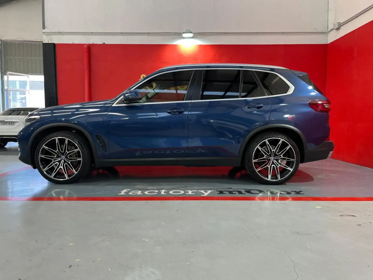 BMW X5 xDrive 45e Gris - 1