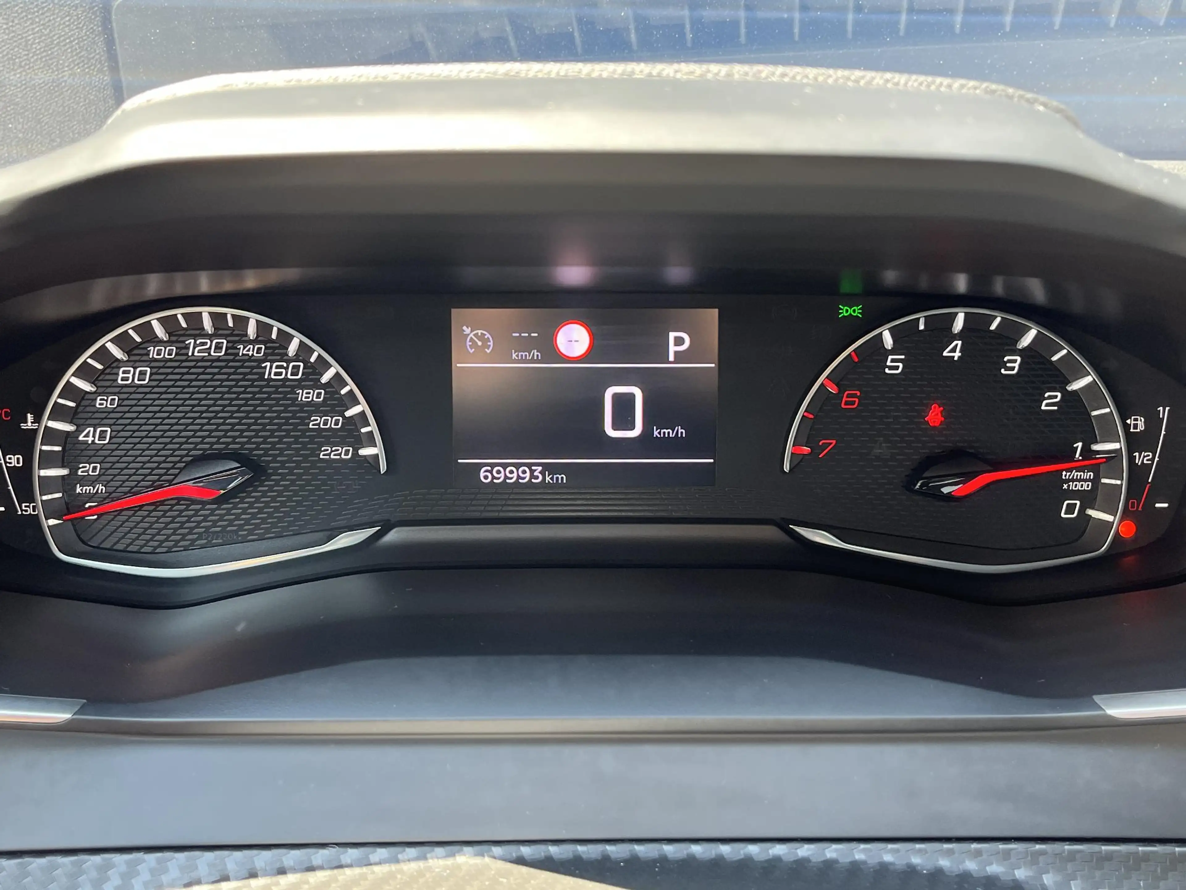 Peugeot 208 1.2 PureTech Style Automaat, Stoelverwarming, Appl — photo 4