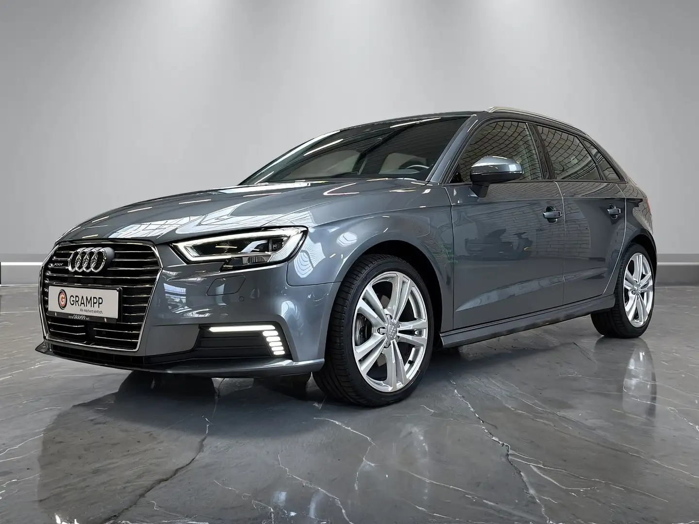 Audi A3 40 e-tron sport +LED+VIRTUAL+ASSIST Gris - 2