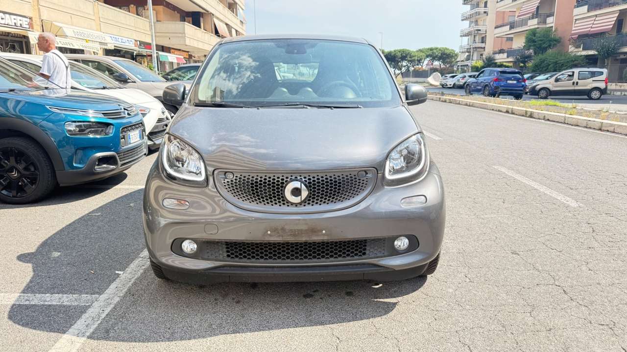 smart forFour forfour 90 0.9 Turbo Passion LED NAVI PDC BLUETOOT