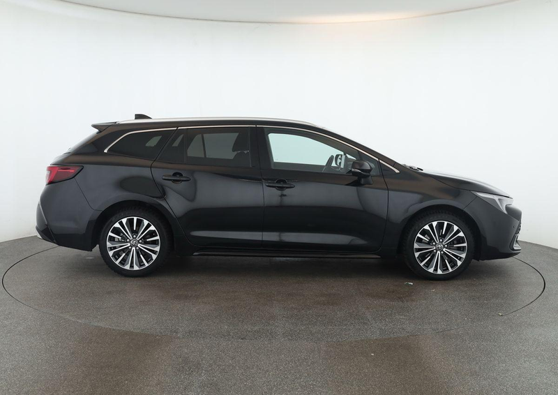 Toyota Corolla Touring Sports 2.0 CVT Team D Navi Kam — photo 4