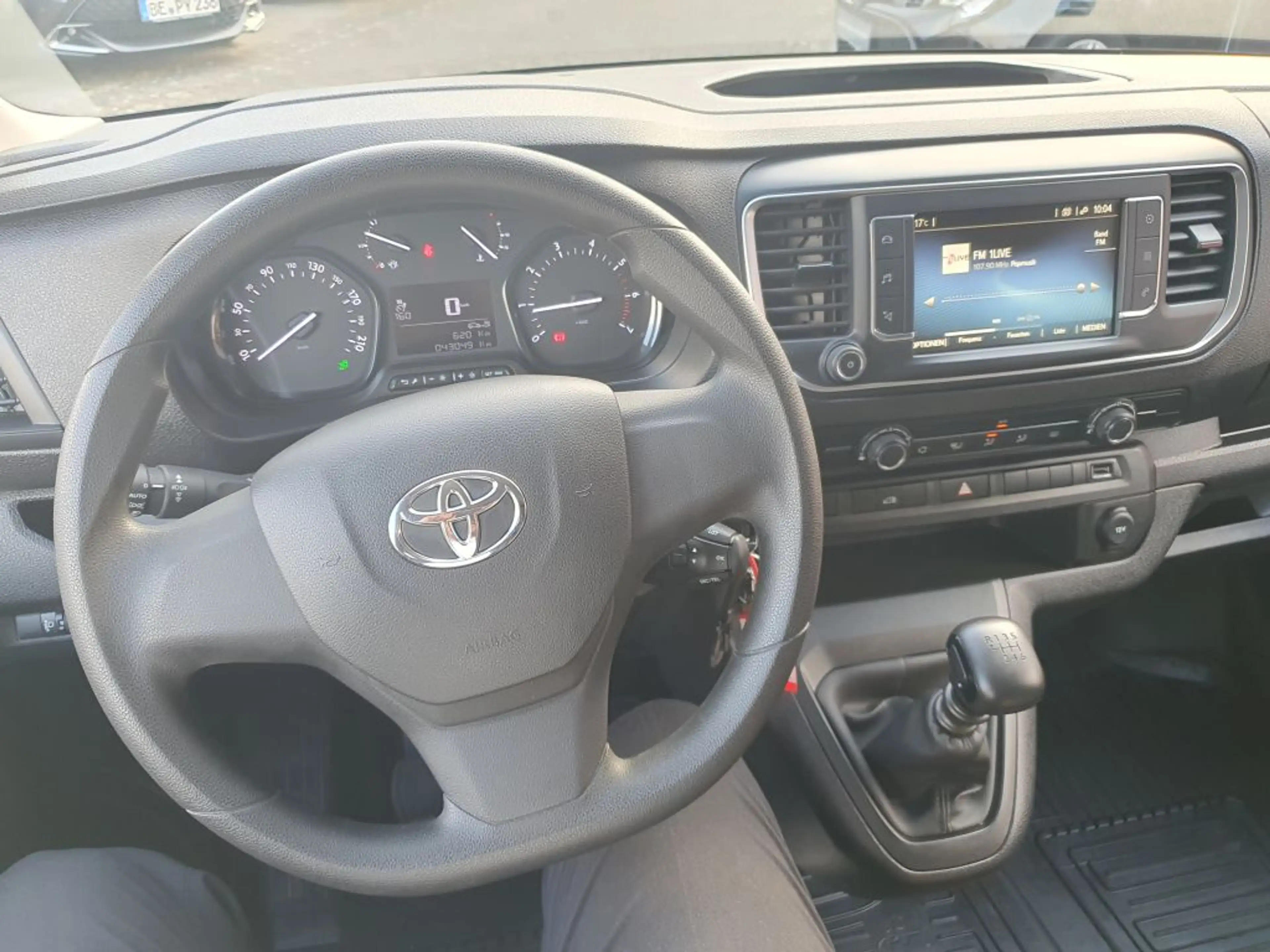 Toyota Proace 2,0-l-D-4D L2 Meister — photo 12