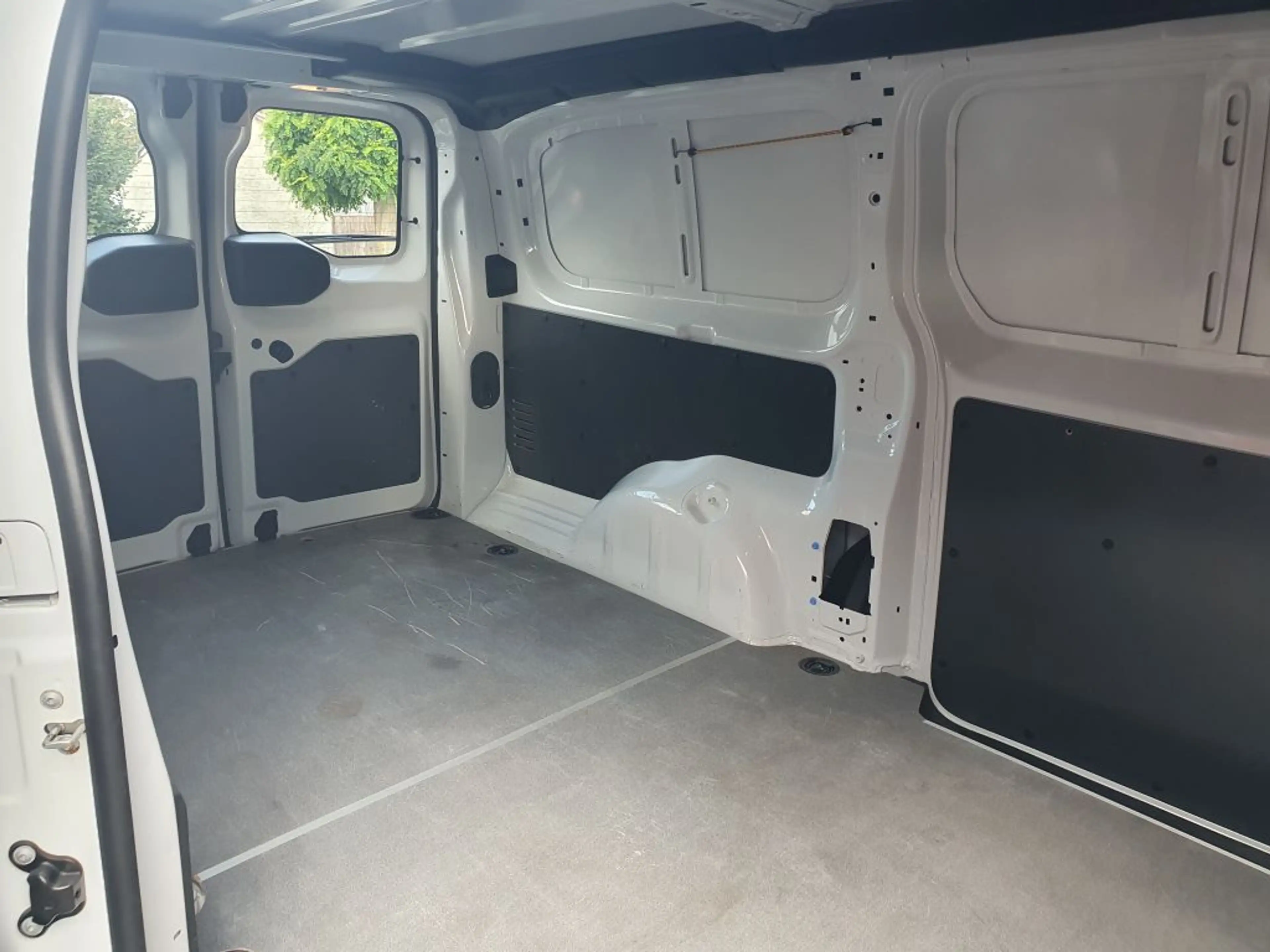 Toyota Proace 2,0-l-D-4D L2 Meister — photo 14