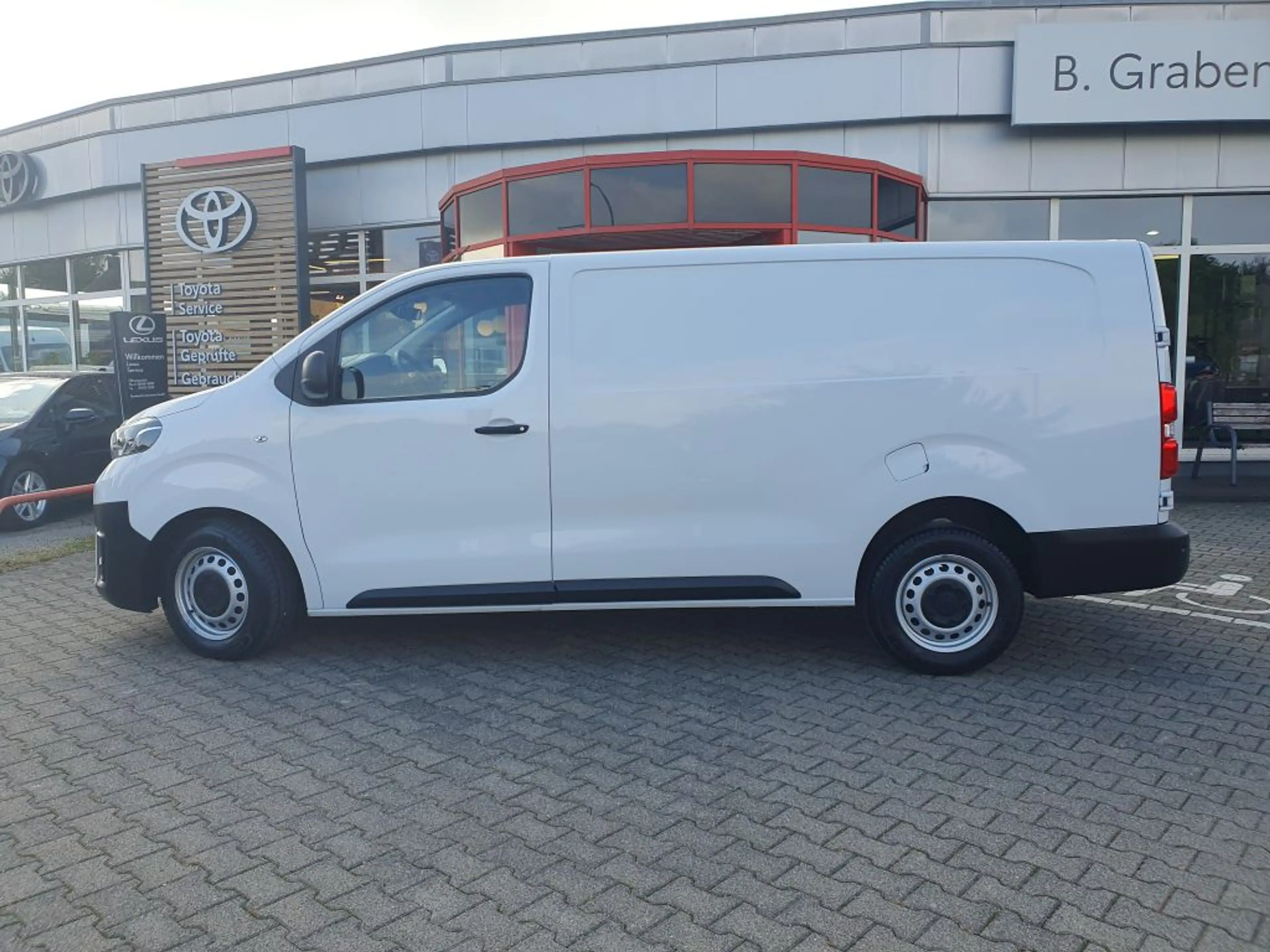 Toyota Proace 2,0-l-D-4D L2 Meister — photo 8