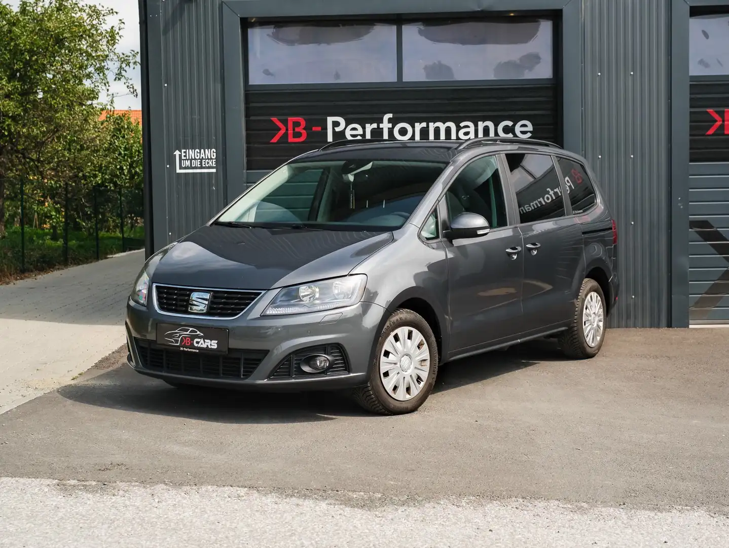 SEAT Alhambra Business 2,0 TDI 7-Sitzer/AHK/RFK/3-ZONEN/ACC/NAVI Grau - 1