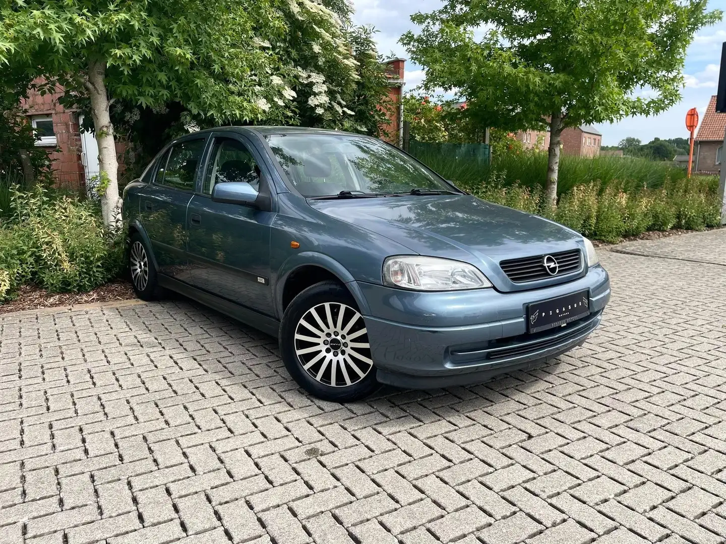 Opel Astra 1.6i • 1998/137.000km - Gekeurd Gris - 2