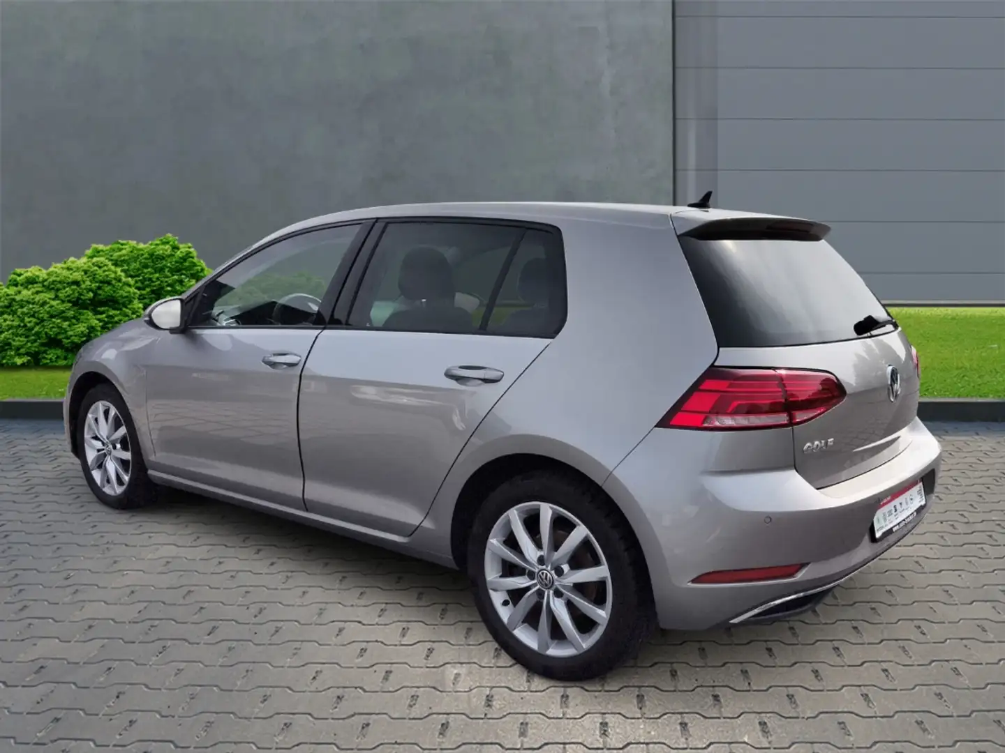 Volkswagen Golf VII Comfortline 1.5 TSI+Alufelgen+Klimaautomatik Silber - 2