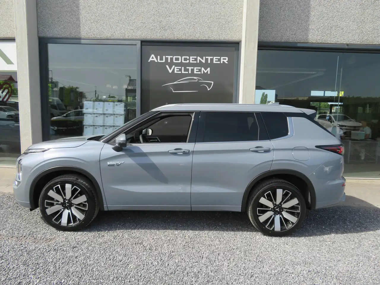 Mitsubishi Outlander 2026