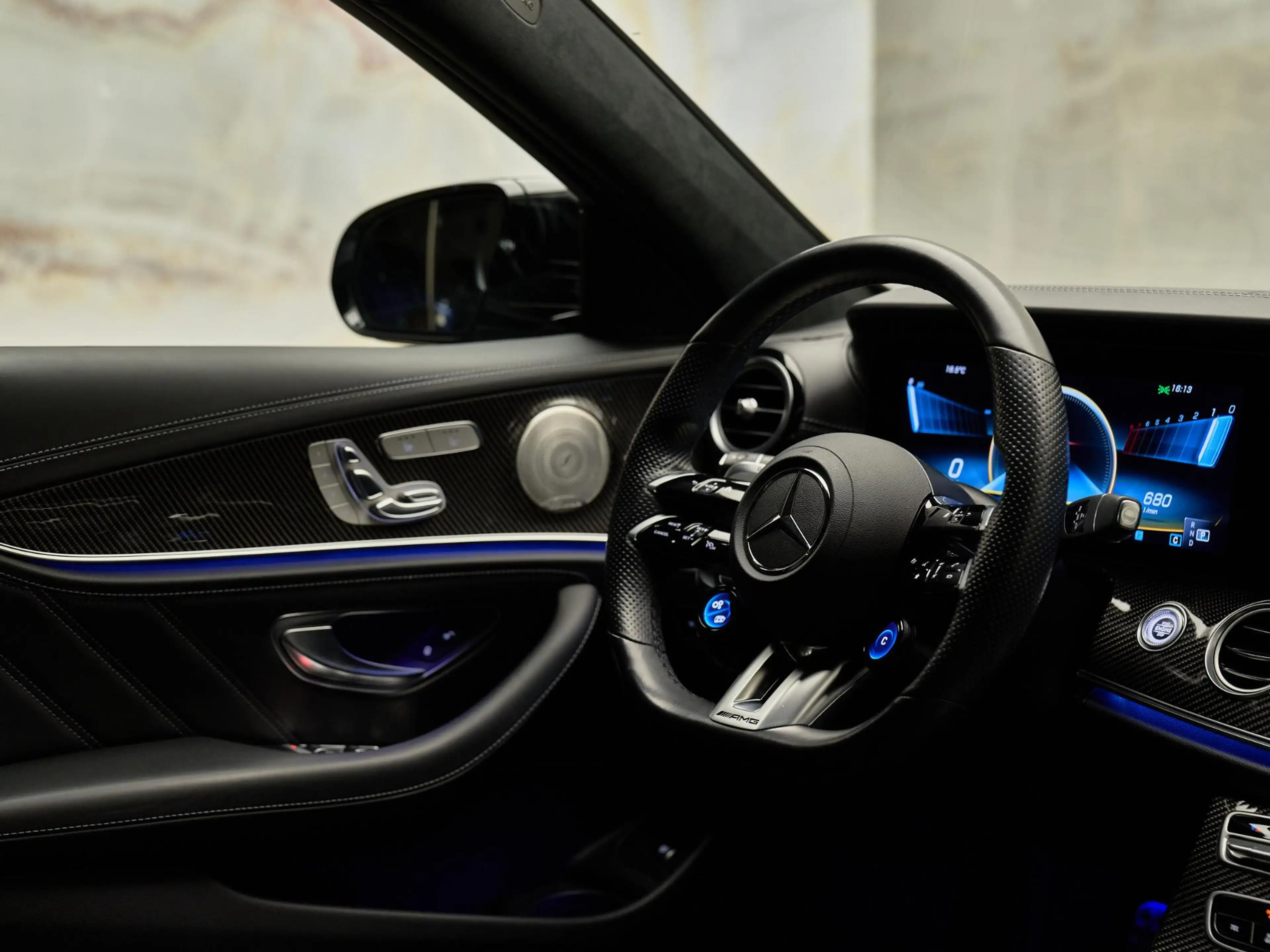 Mercedes-Benz E 63 AMG S 4MATIC+ , pano, ceramic, Magno, Burmester, HUD, — photo 23
