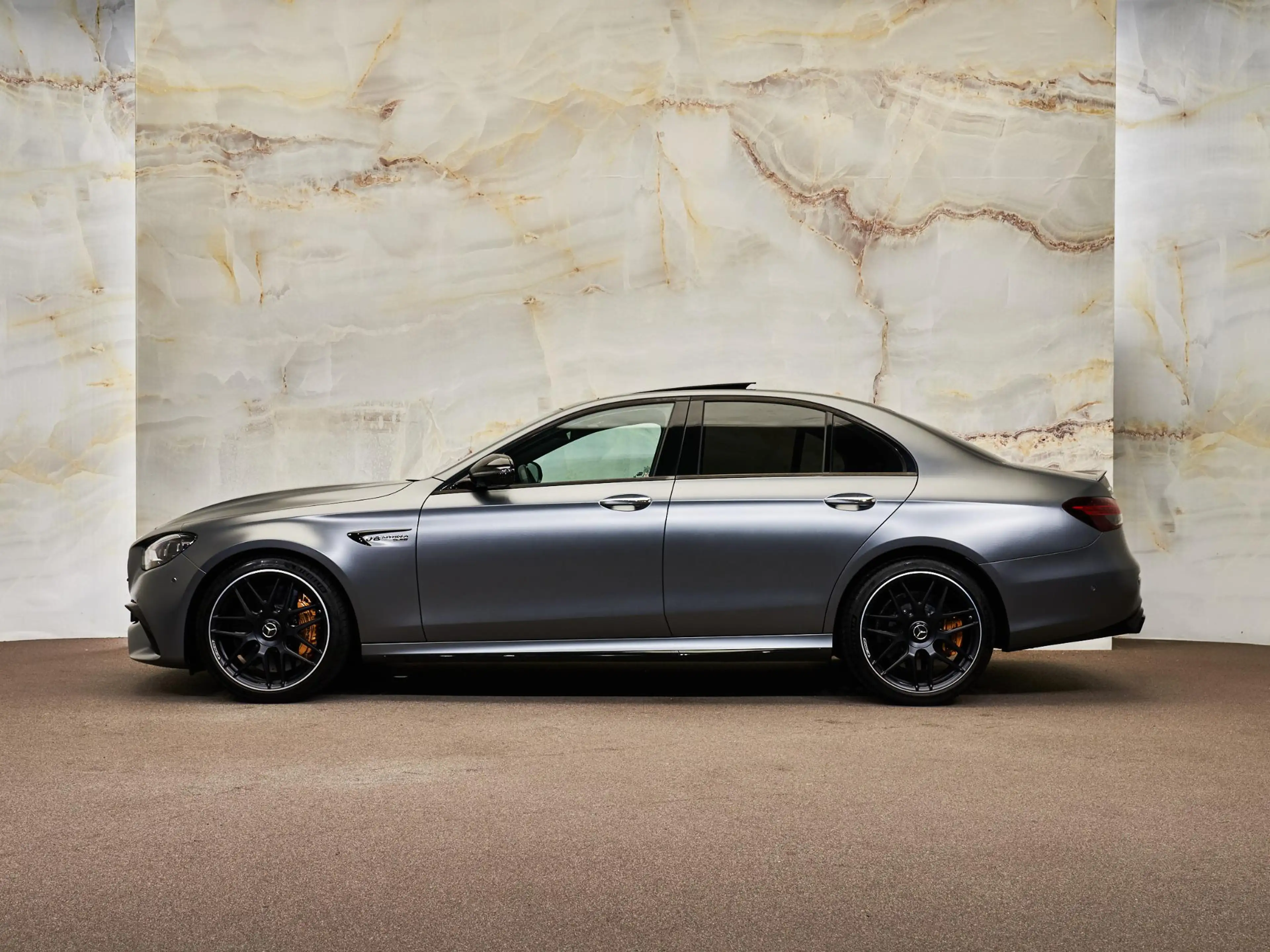 Mercedes-Benz E 63 AMG S 4MATIC+ , pano, ceramic, Magno, Burmester, HUD, — photo 2