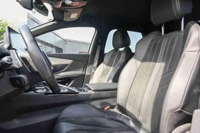 Peugeot 3008 view 10