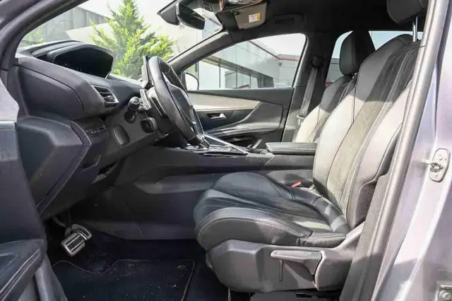 Peugeot 3008 view 9