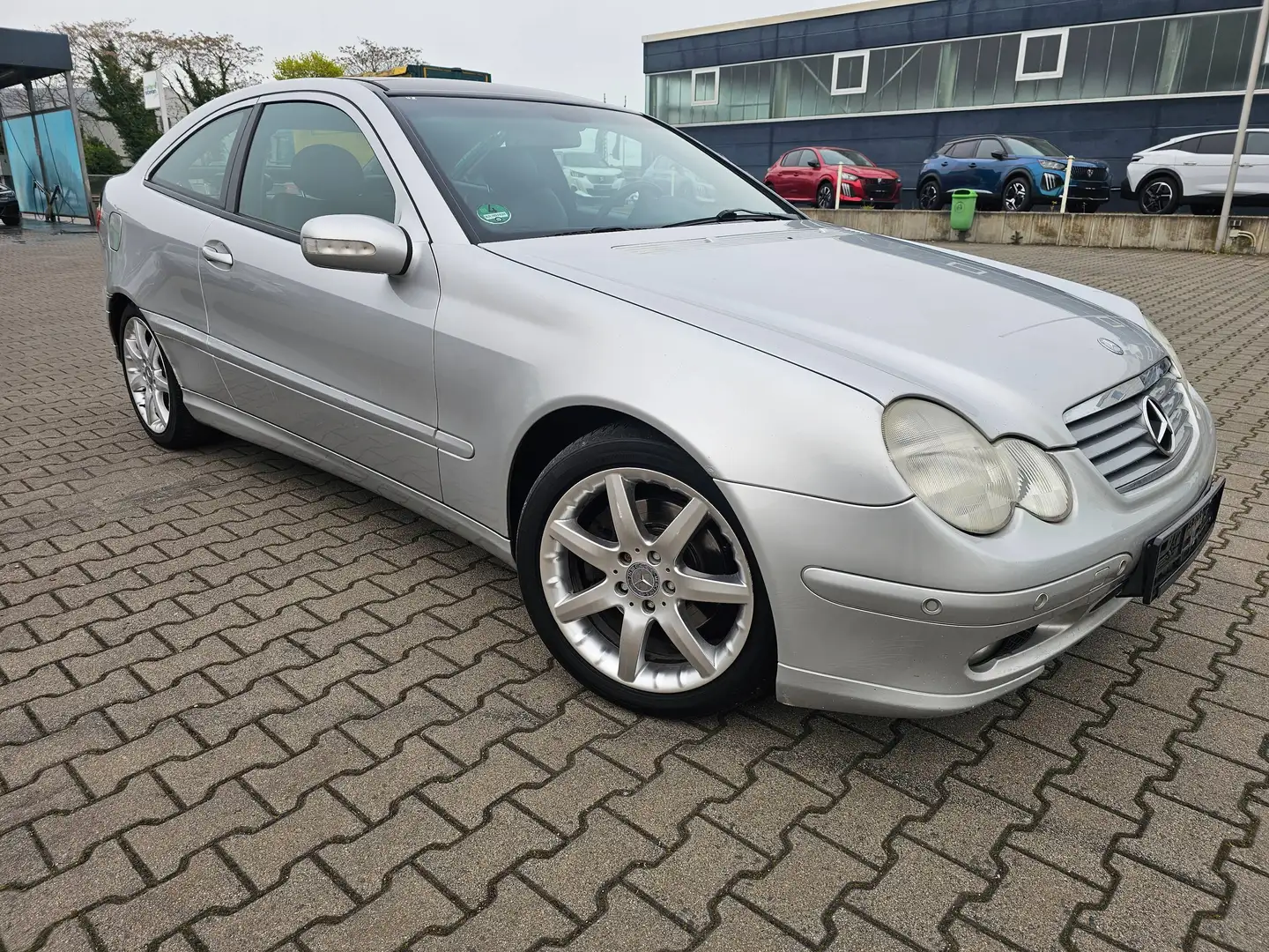 Mercedes-Benz C 230 C-Klasse Sportcoupe Kompressor Sportcoupe,Klima,Tüv 09/28 Silber - 2