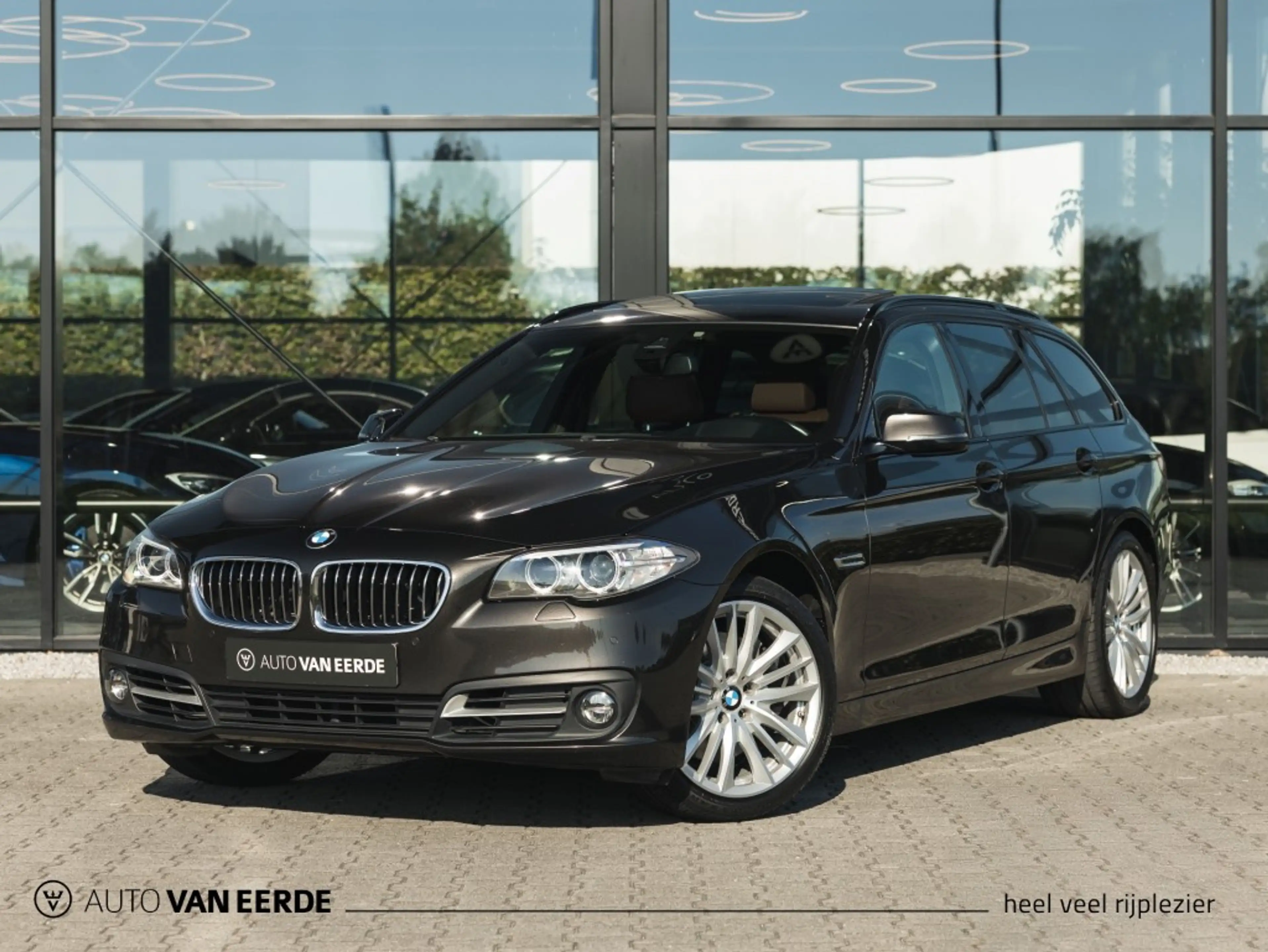 BMW 535 535i Touring LCI Aut. â 6WB, Performance