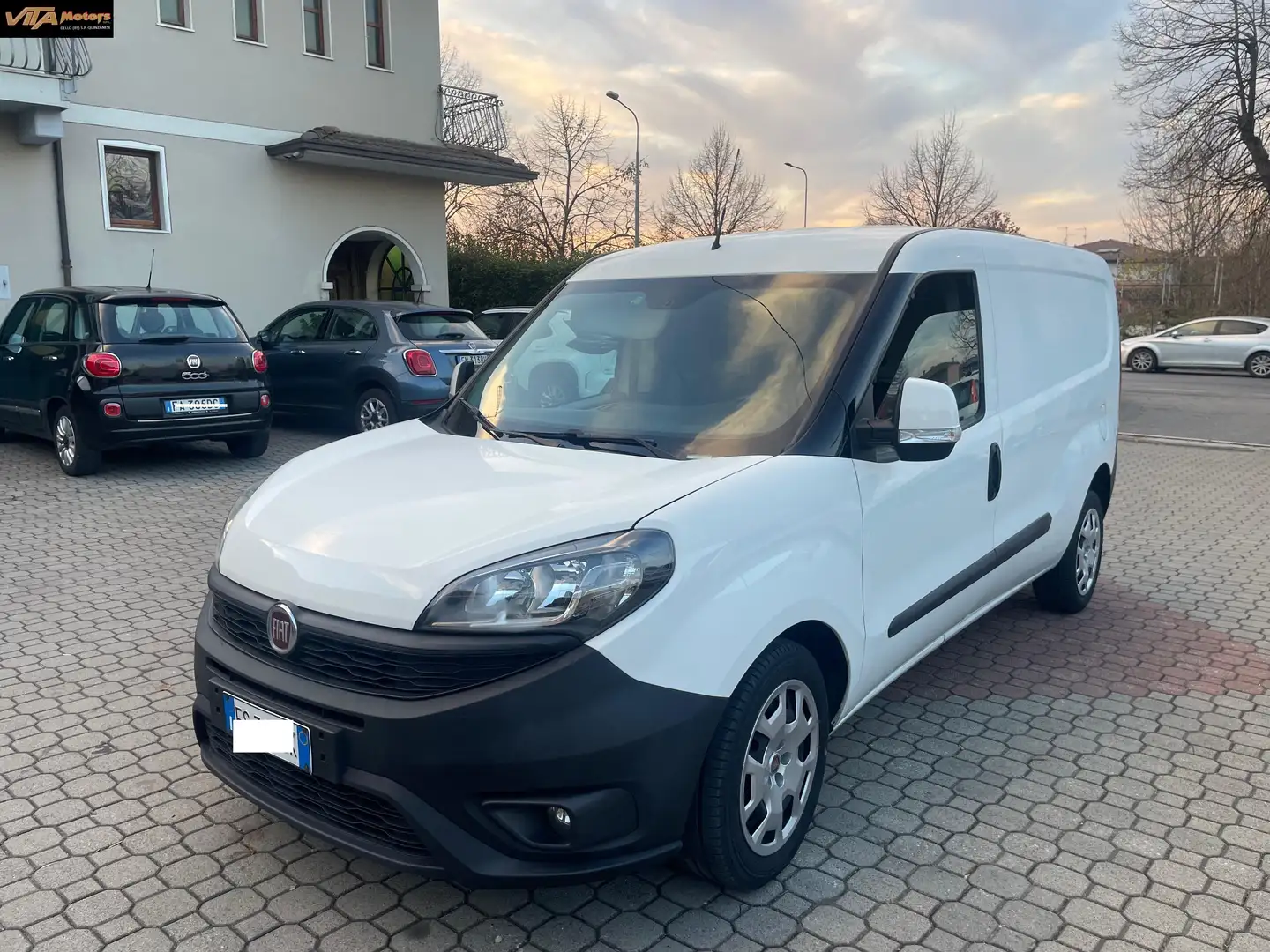 Fiat Doblo Maxi 1.6 mjt 16v Easy s Blanc - 1