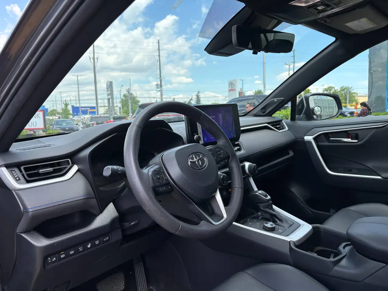 Toyota RAV 4 снимка Toyota RAV 4