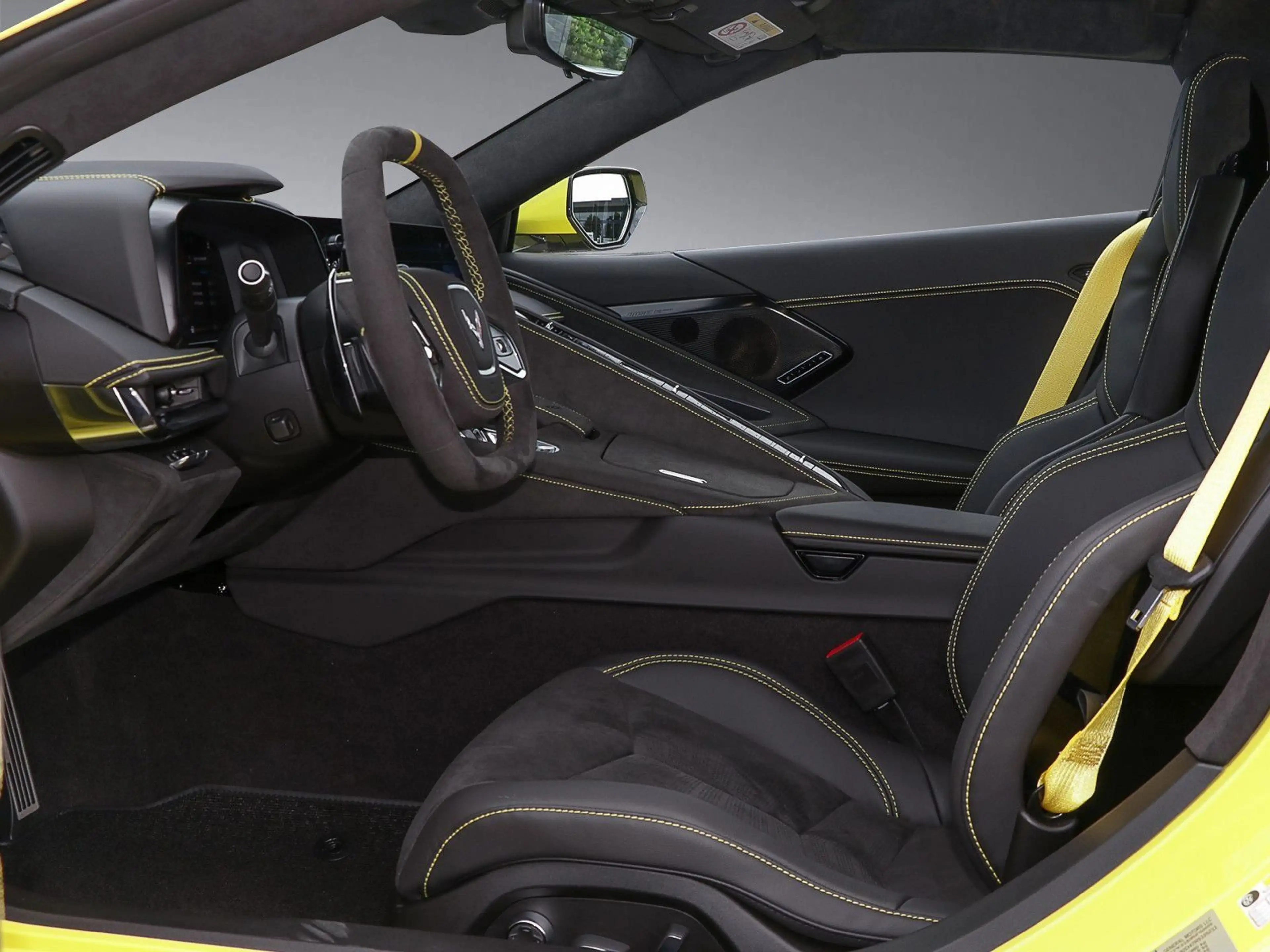 Corvette C8 Stingray Coupe 6,2 V8 3LT Europamodell STEPPE — photo 11