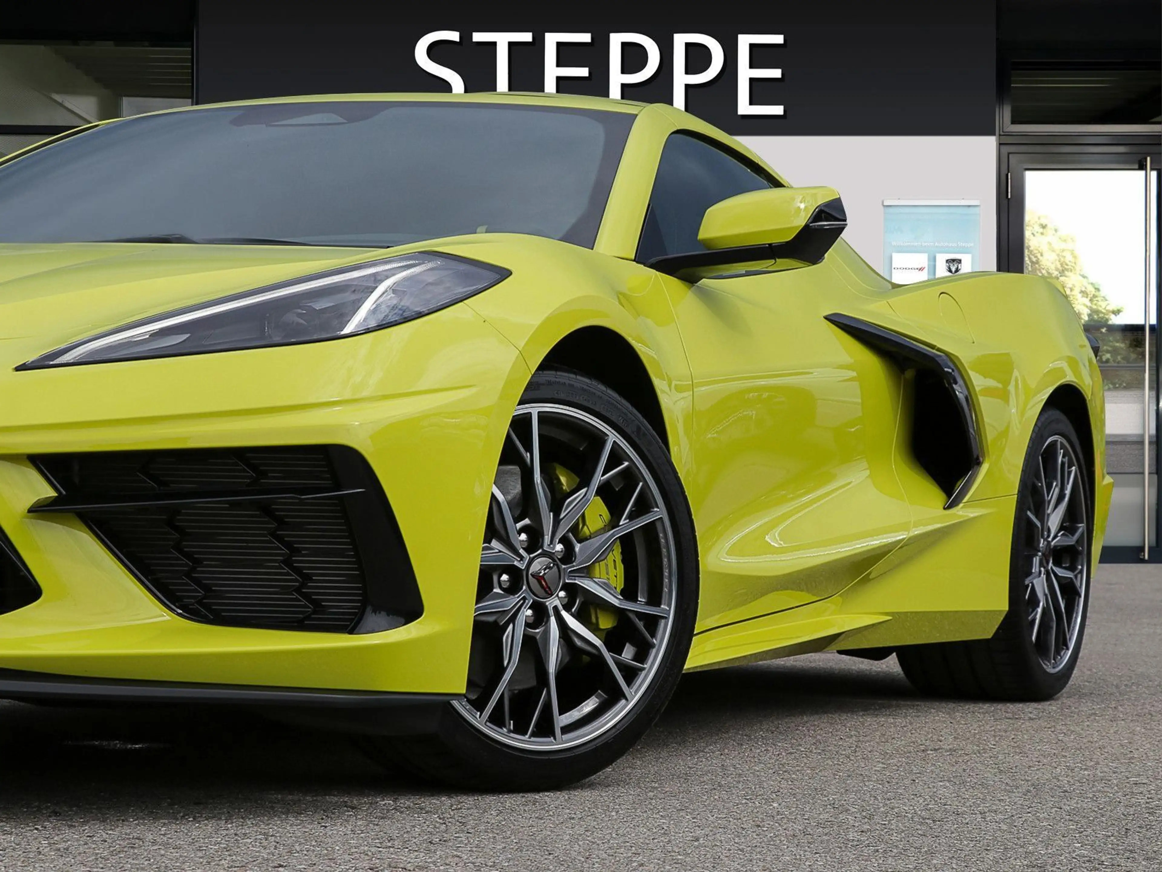 Corvette C8 Stingray Coupe 6,2 V8 3LT Europamodell STEPPE — photo 7