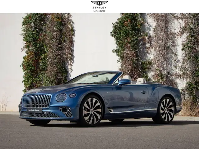 Bentley Continental GTC Azure V8 4.0 550ch
