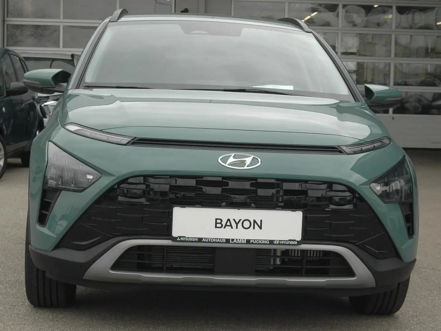 Hyundai BAYON 1,0 T-GDI Trend Line y1bt1 Grün - 1