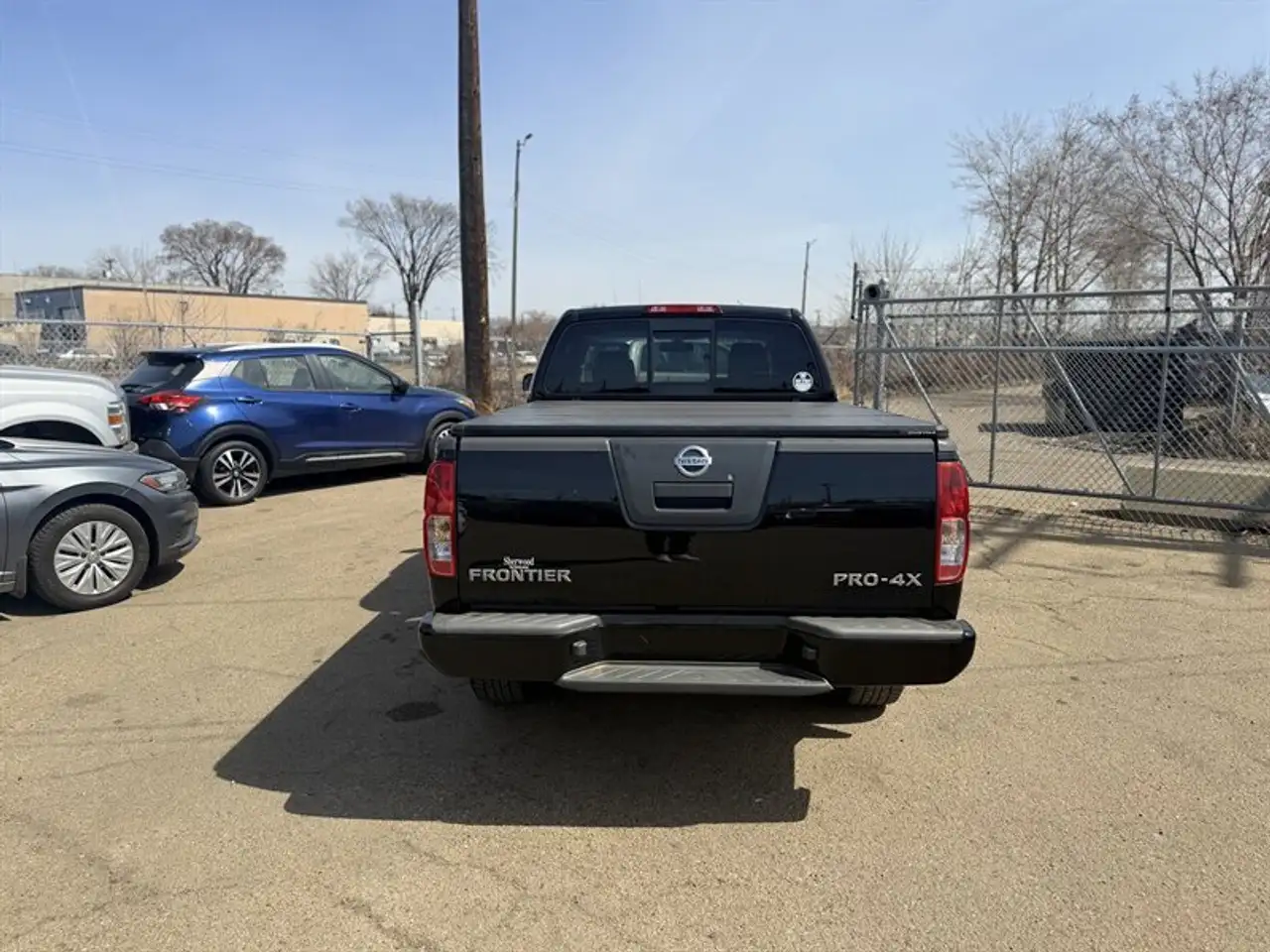 Nissan Frontier снимка Nissan Frontier