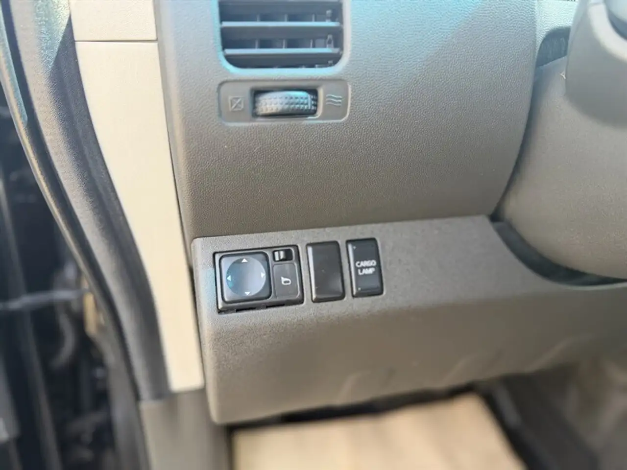 Nissan Frontier снимка Nissan Frontier