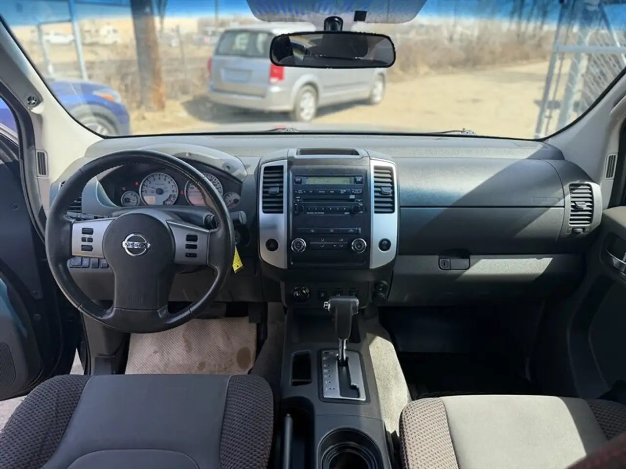 Nissan Frontier снимка Nissan Frontier