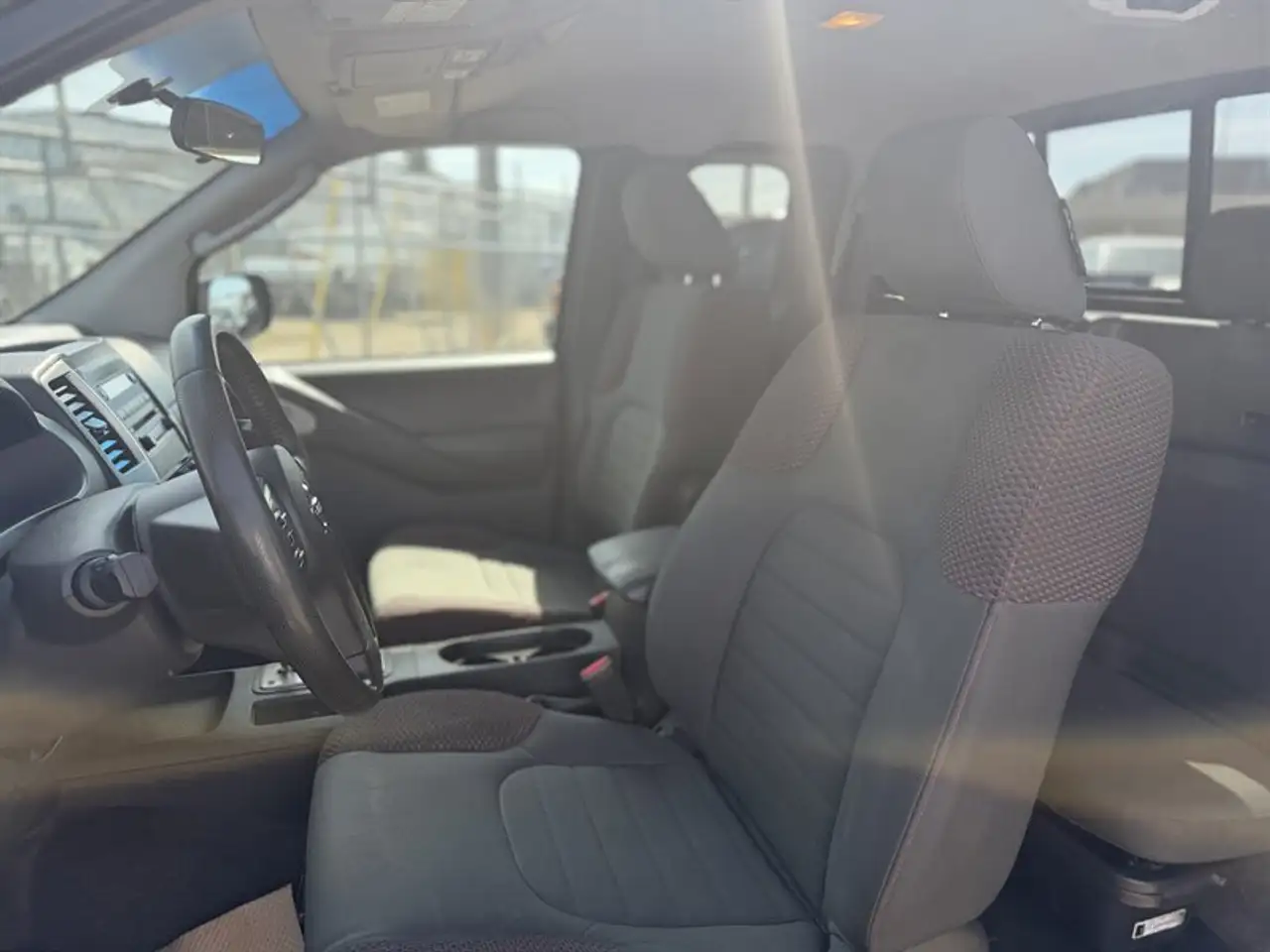 Nissan Frontier снимка Nissan Frontier