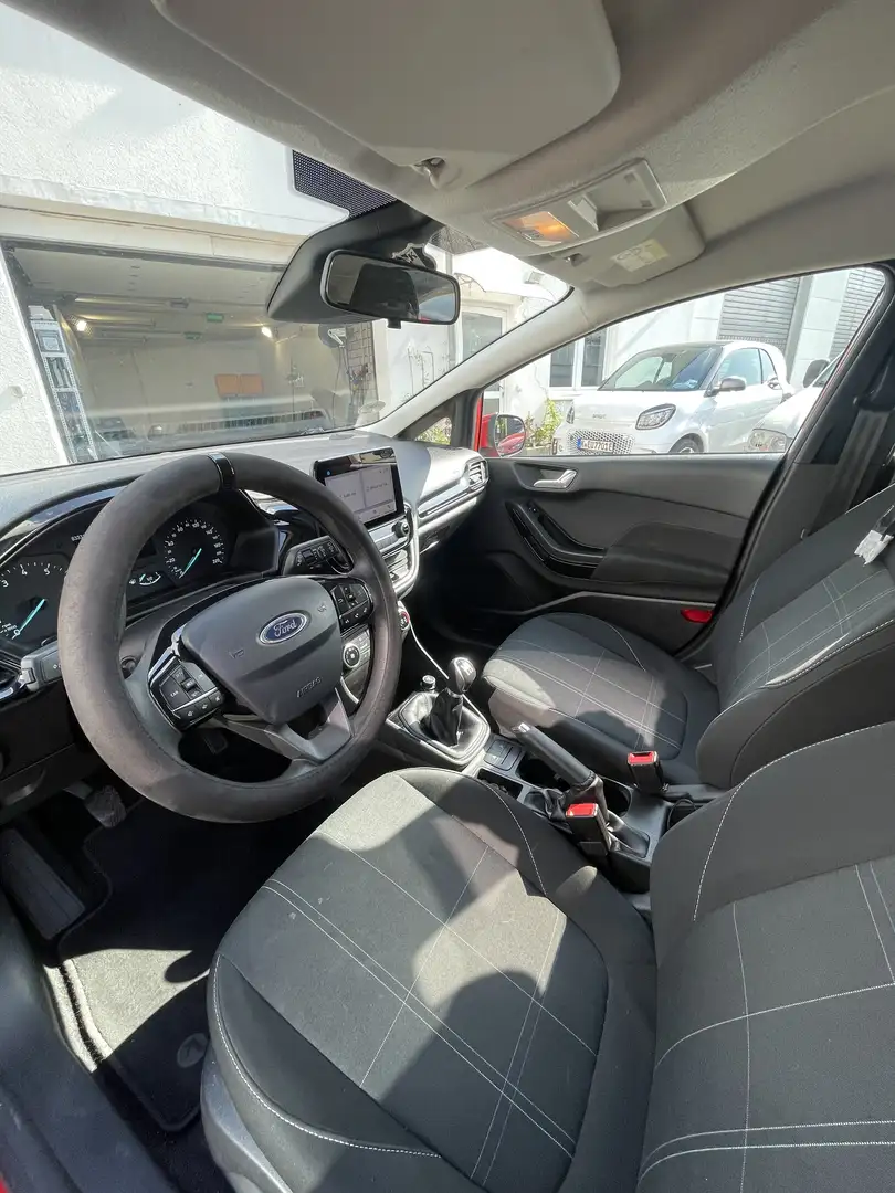 Ford Fiesta Cool & Connect Inkl. 3 Reifensätze! Tüv neu Rot - 2