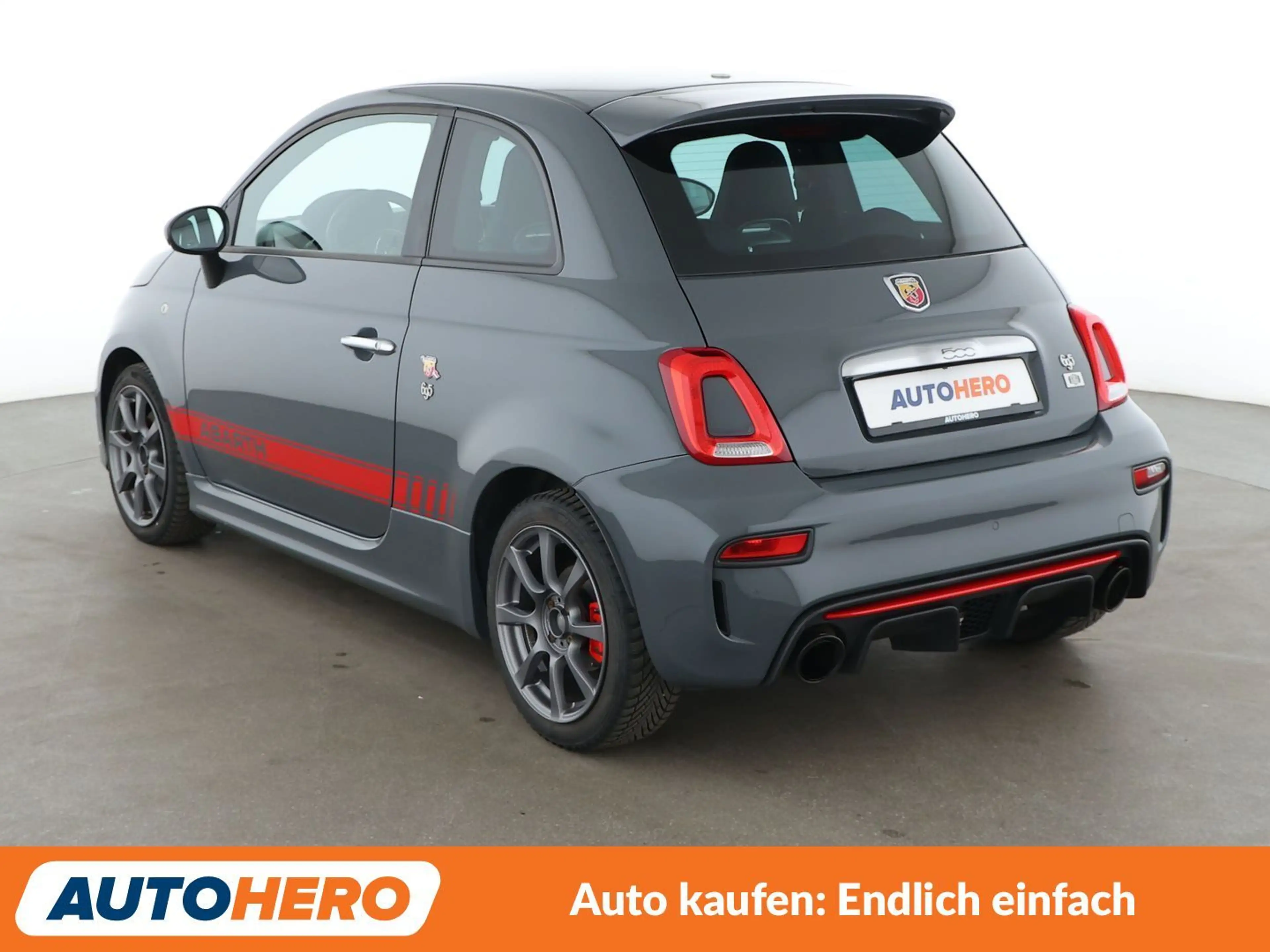 Abarth 695 1.4 Turbo XSR Yamaha Limited Edition *PDC* — photo 4