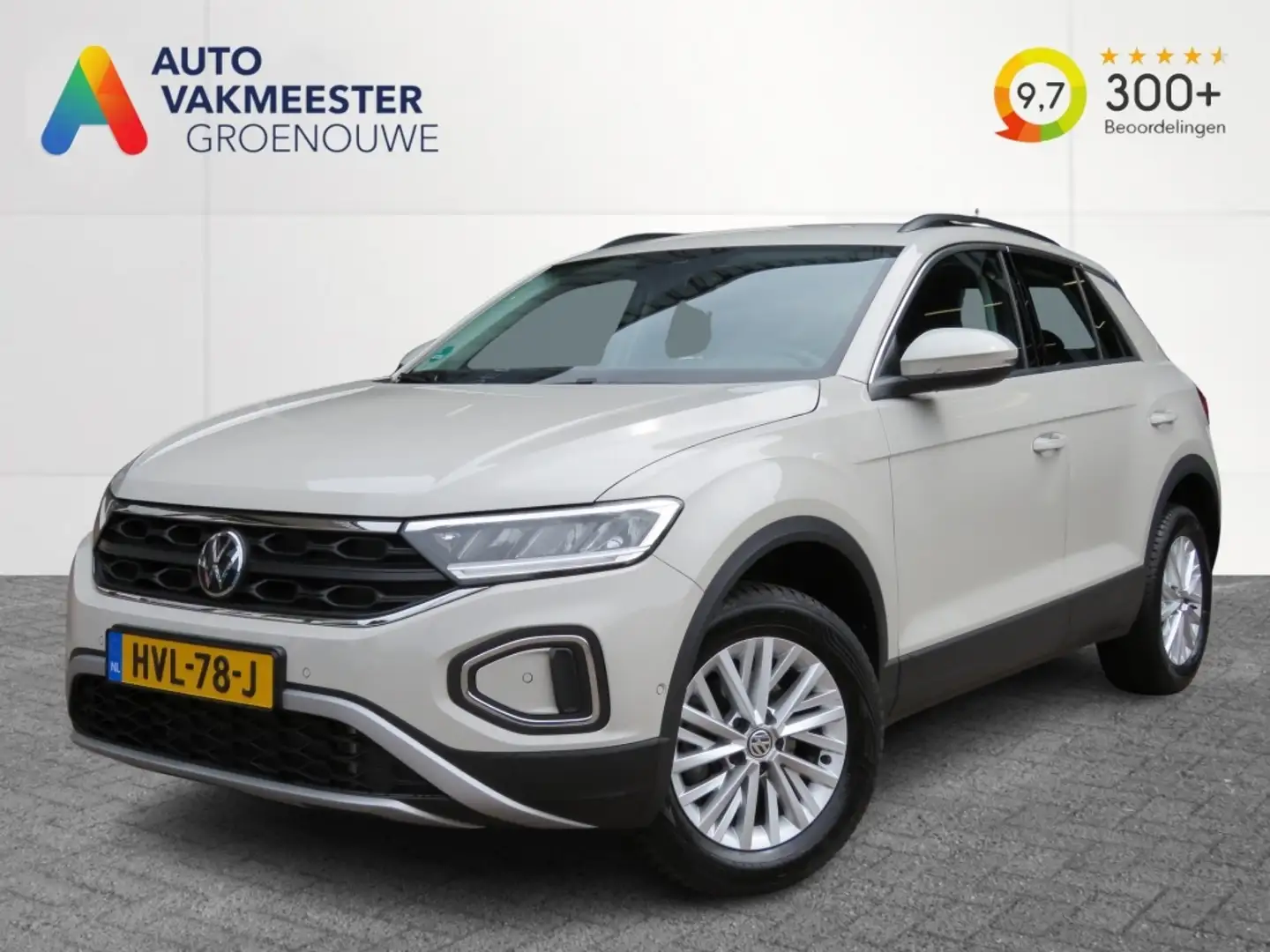 Volkswagen T-Roc 1.5 TSI 150pk DSG-aut. LIFE BNS / Navi / Trekhaak Grijs - 1
