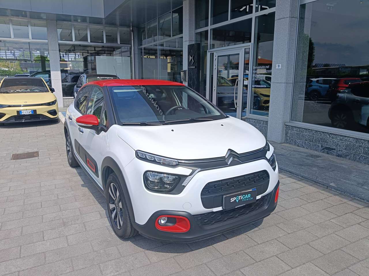 Citroen C3 1.2 Benzina 83cv SHINE+KEYLESS+ACTIVE SAFETY BRAKE USATO GARANTITO
