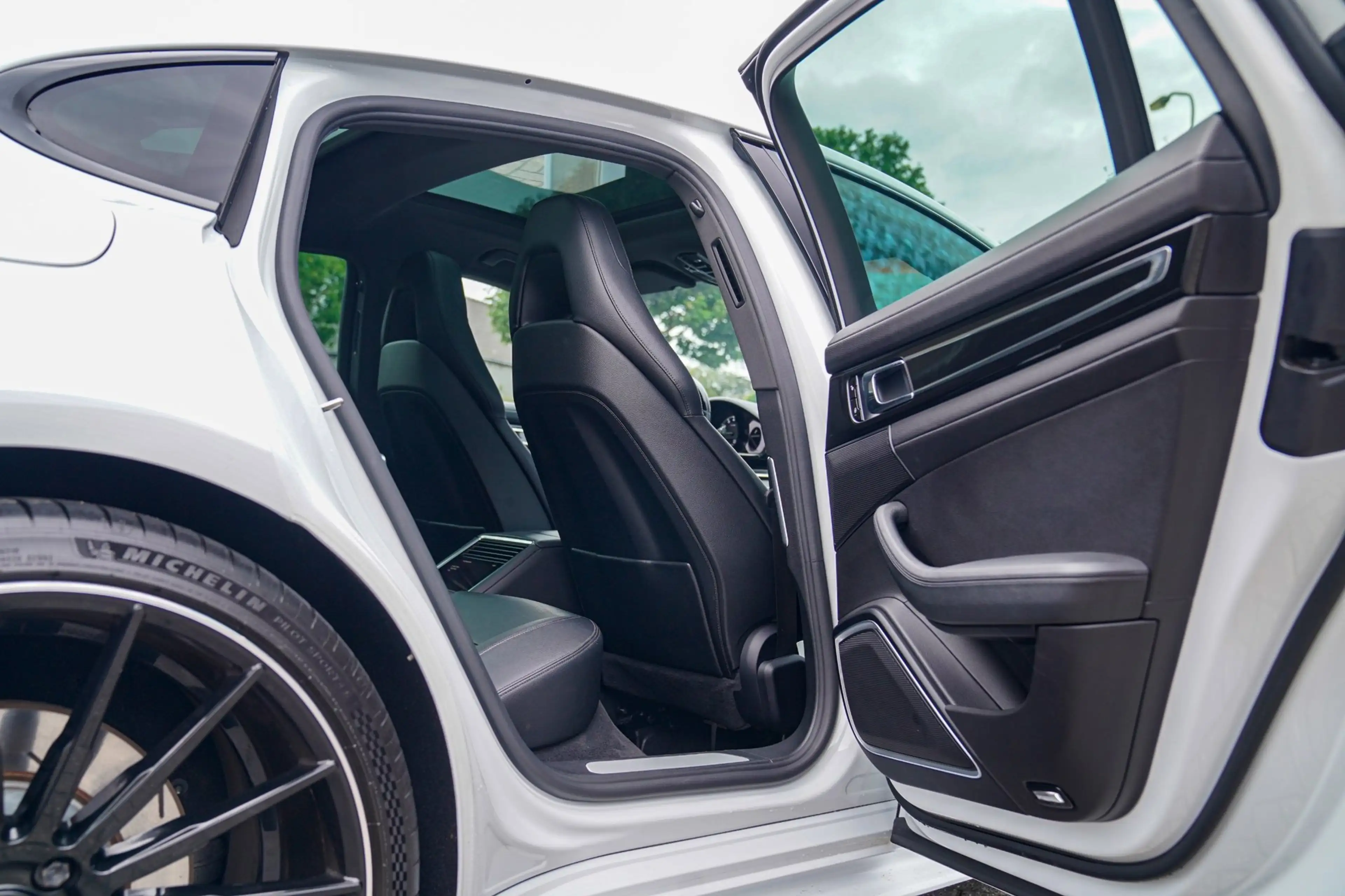 Porsche Panamera 2.9 4 E-Hybrid | Sport Chrono | Panorama | Sport u — photo 10