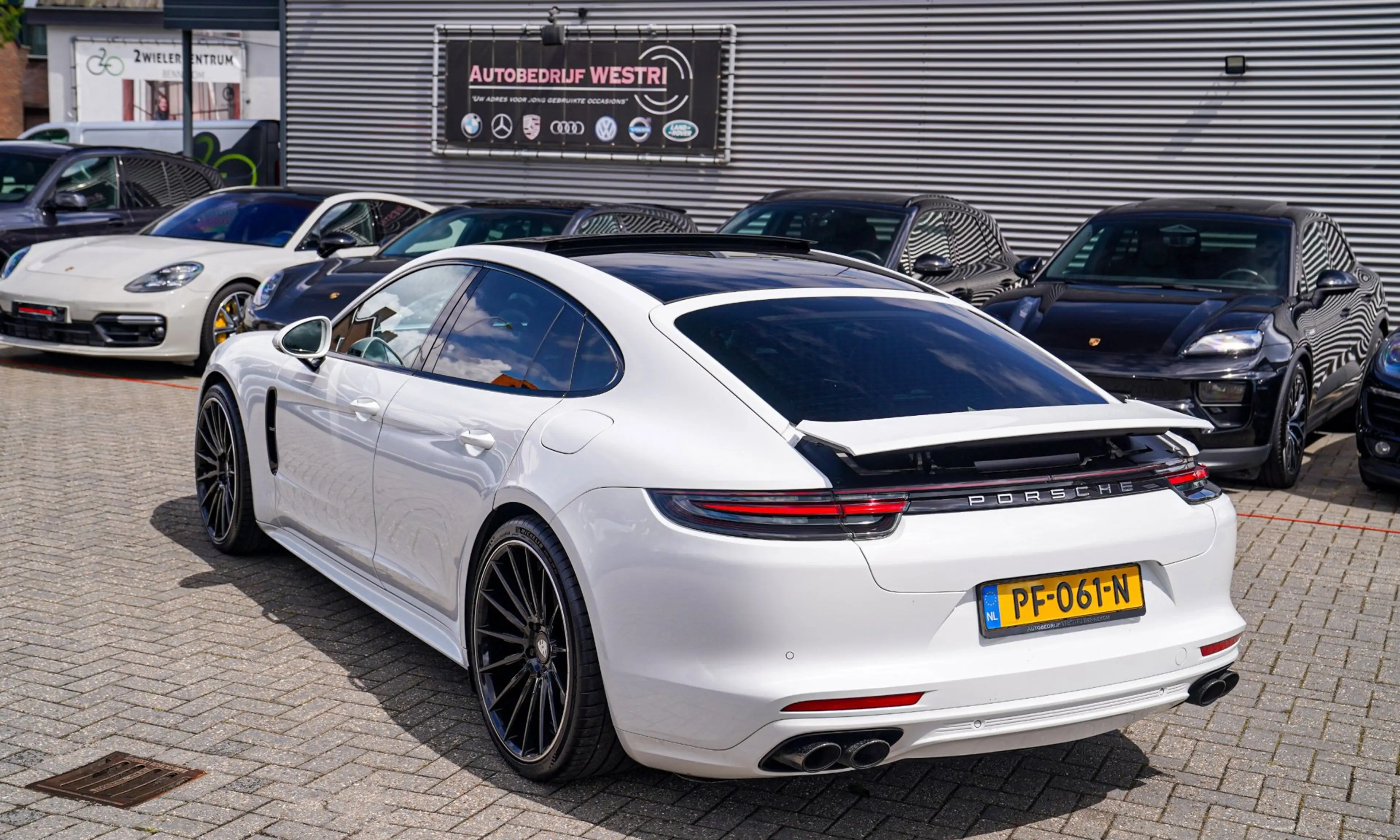 Porsche Panamera 2.9 4 E-Hybrid | Sport Chrono | Panorama | Sport u — photo 8