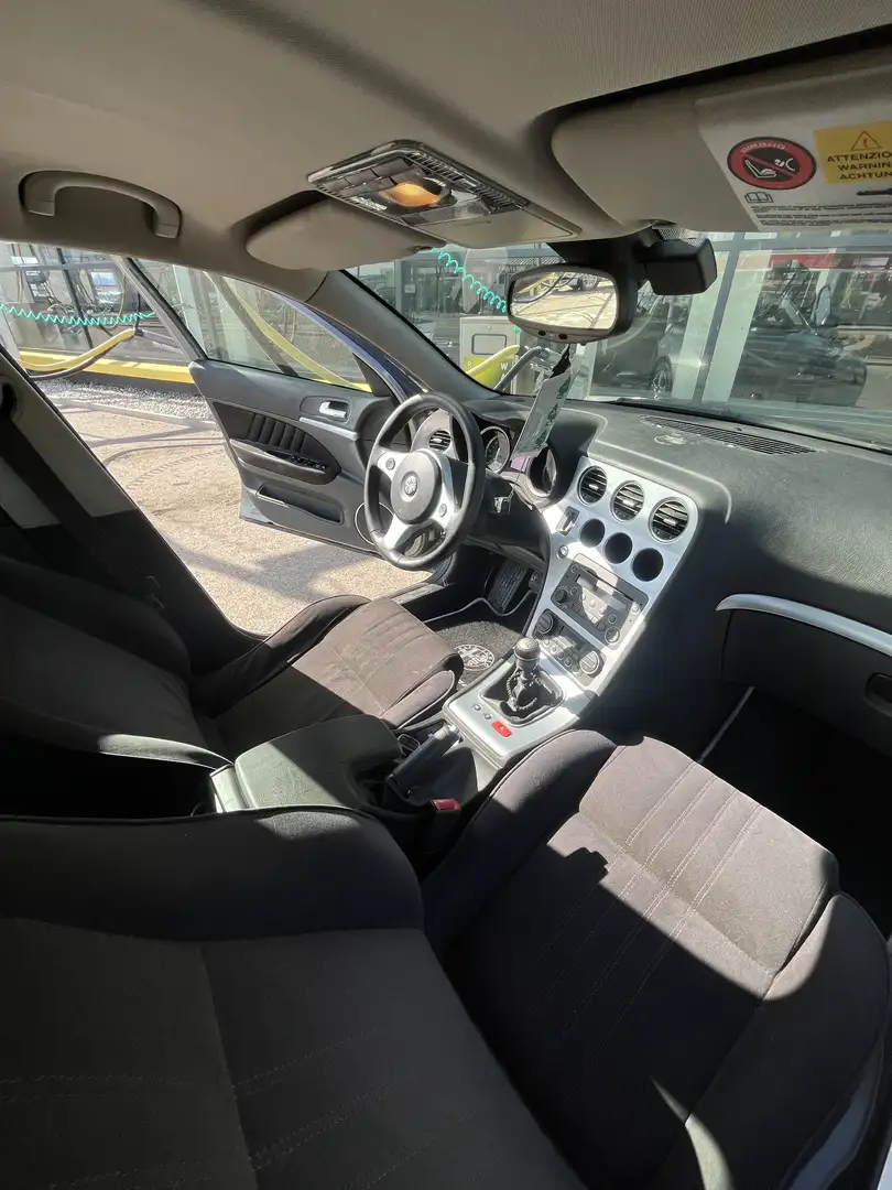 Alfa Romeo 159 1,9 JTDM 16V Distinctive - 2