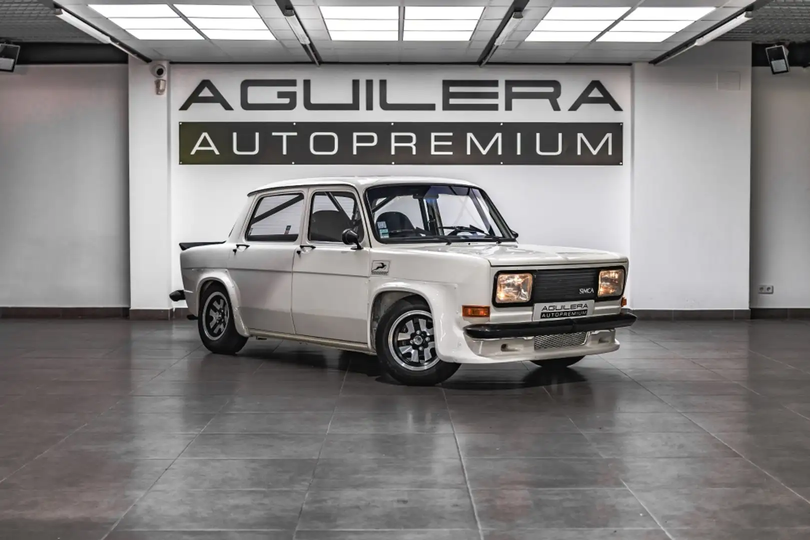 Drugi 1200 SIMCA Berlina  Manual de 5 Puertas bijela - 1