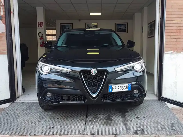 Alfa Romeo Stelvio Stelvio 2.2 t Sport Tech rwd 160cv auto