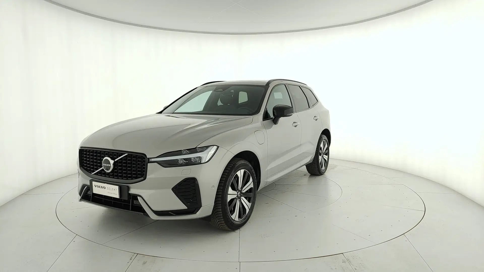 Volvo XC60 2.0 t6 phev Plus Dark awd auto Silber - 1