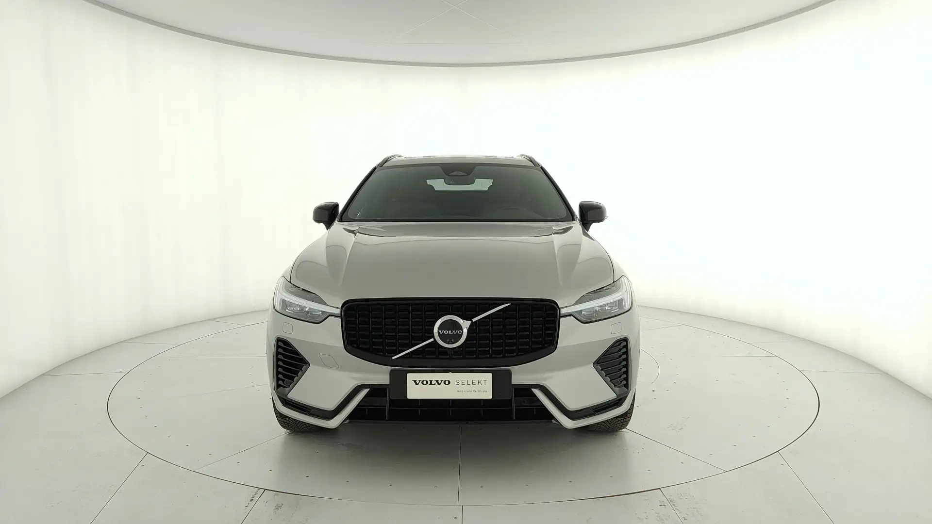 Volvo XC60 2.0 t6 phev Plus Dark awd auto Silber - 2