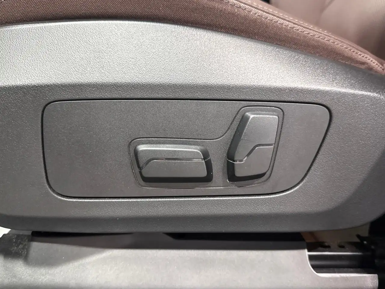 BMW X1 photo BMW X1