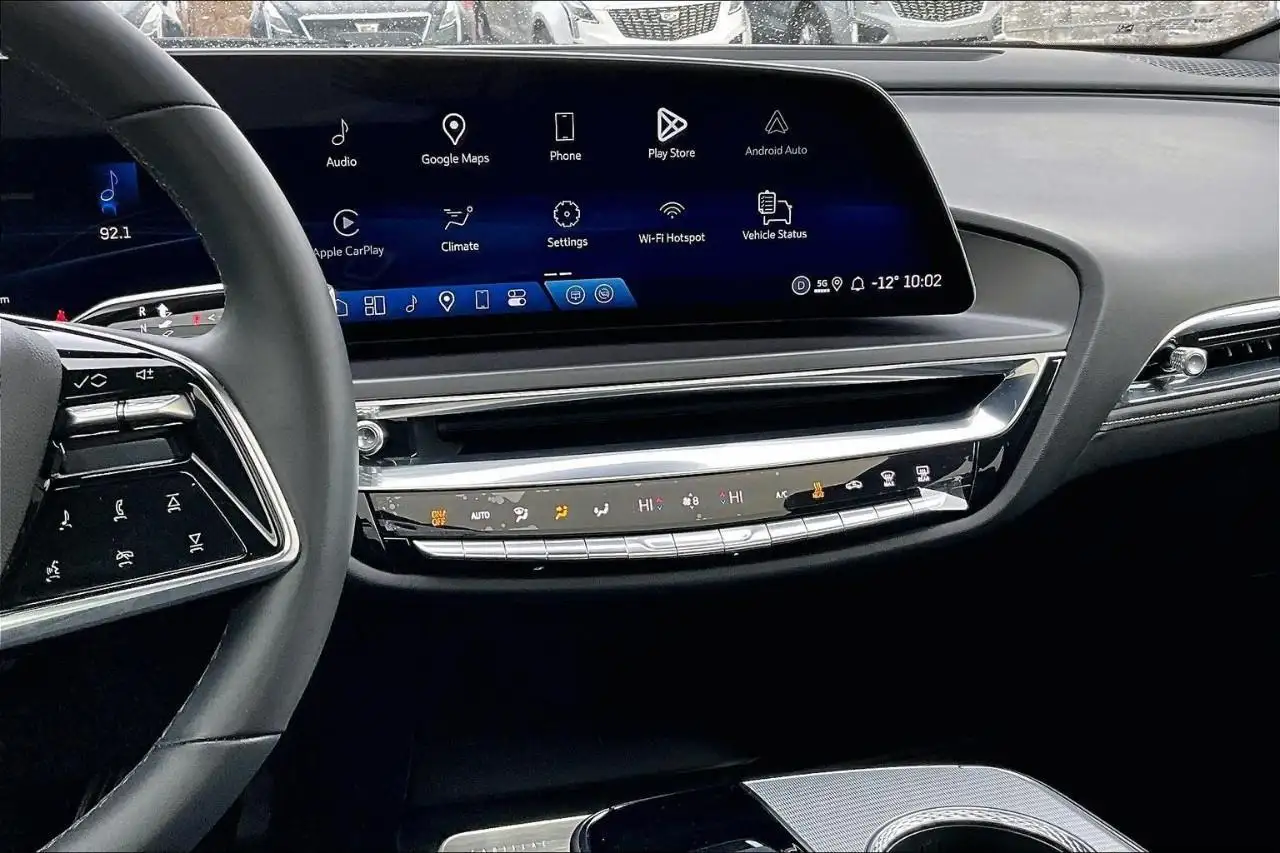 Cadillac Lyriq снимка Cadillac Lyriq